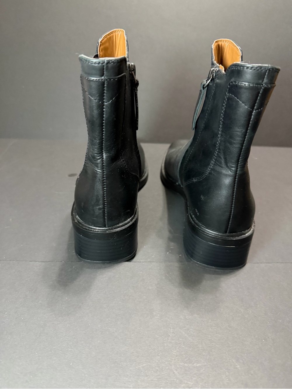 Franco Sarto Black Leather Women's Ankle Booties NWOT or Box - Picture 4 of 7
